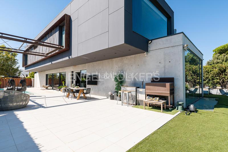 Foto 5b9fff03-8aac-47a6-baf0-9cd869bbd300. House with heating parking pool in Valdecabañas Boadilla del Monte