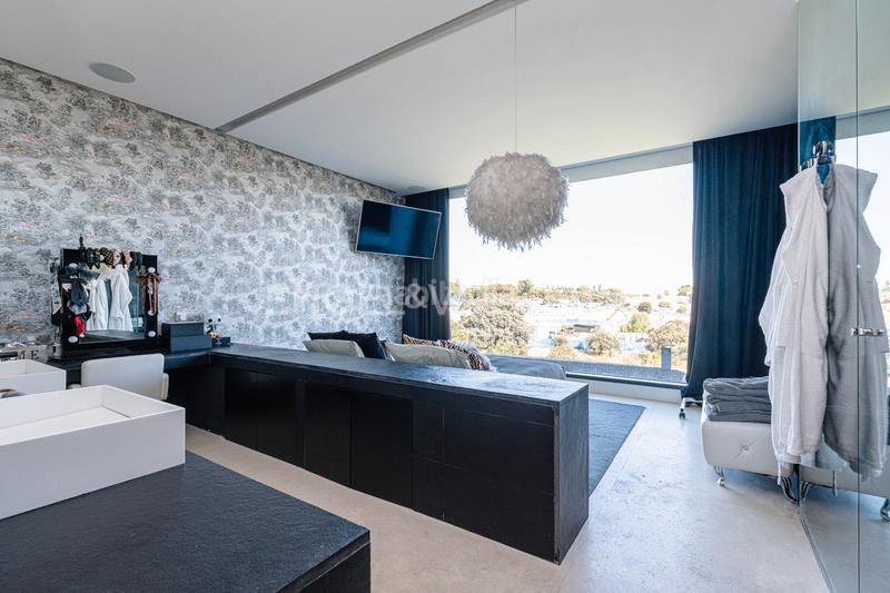 Foto b1bba417-f60c-43ad-bdfc-40eebf97348a. House with heating parking pool in Valdecabañas Boadilla del Monte