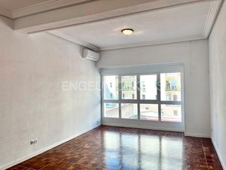 Location Appartement  Calle de santa engracia. Piso de dos dormitorios en chamberí