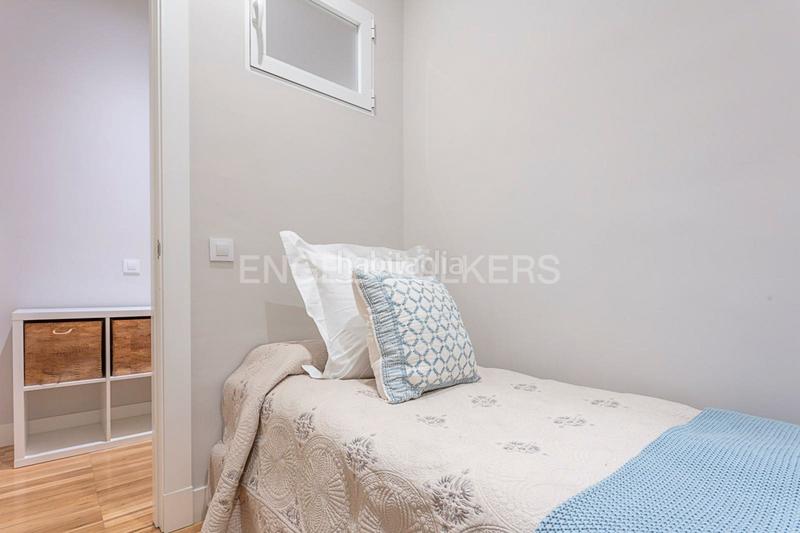 Foto da44da40-13b9-4459-beb5-71ea3eb50d62. Alquiler apartamento piso de lujo en salamanca en Madrid