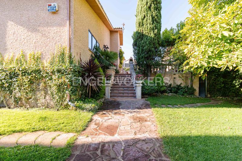 Foto 32f61bde-9a15-4372-babc-497e0b95d5aa. Casa unifamiliar con exclusiva ubicación en Pueblo Pozuelo de Alarcón