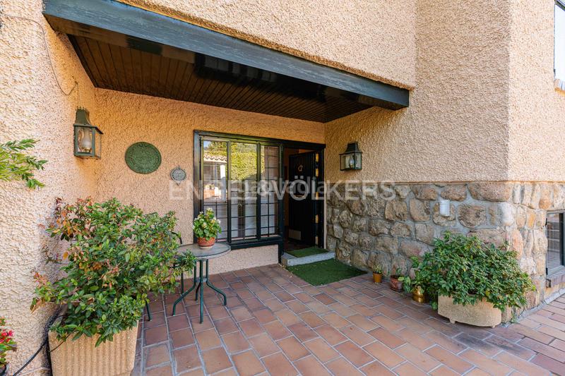 Foto d2222ade-7602-4248-90f3-8e3003808fd9. Casa unifamiliar con exclusiva ubicación en Pueblo Pozuelo de Alarcón