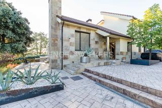 Casa a Puerto Galapagar-Las Cuestas. Residencia de lujo en la sierra de madrid