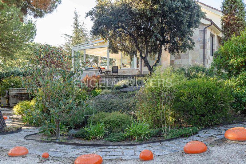Foto e81f9ef6-af8c-4e27-8a3f-2c4a2a69d2f4. Casa amb calefacció aparcament piscina a puerto Galapagar-las cuestas Galapagar