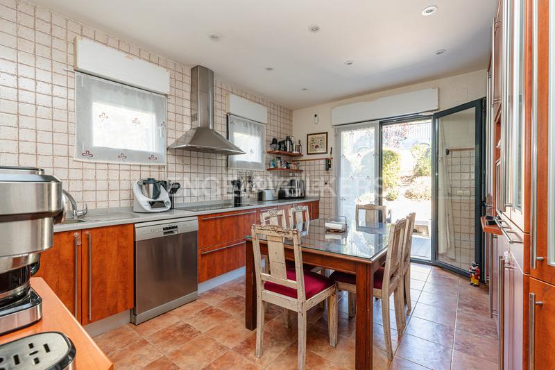 Foto 1a49b728-aff8-4e88-9bab-94330a9536c9. Maison avec chauffage piscine dans Hoyo de Manzanares