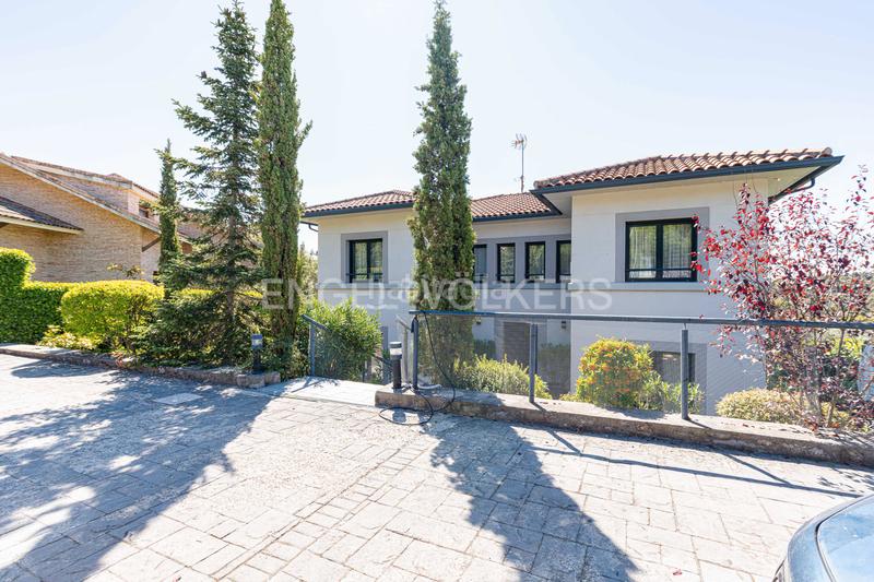 Foto 975b585d-a100-4fa6-a8ca-cc9e53610d6d. Maison avec chauffage piscine dans Hoyo de Manzanares