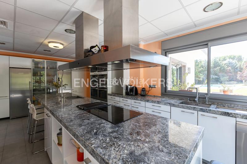 Foto 8d6ad4f9-1cc8-4610-8cc9-48f3b1ddd07b. Casa con riscaldamento parcheggio piscina in Ciudalcampo