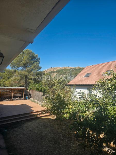 Foto dd7634b2-3f2c-41df-9dcc-a7355bf30eef. Lloguer casa amb calefacció aparcament piscina a Becerril de la Sierra