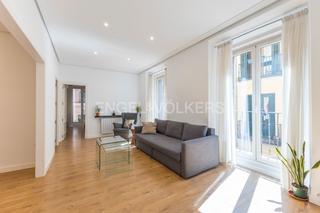 Lloguer Apartament a Palacio. Magnífico piso de 2 dormitorios en ópera.
