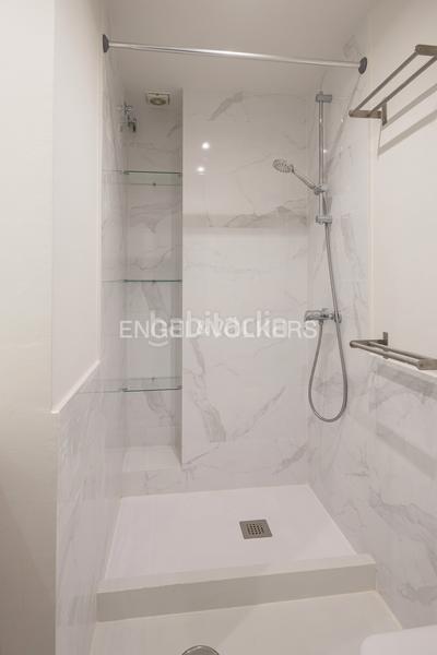 Foto 2f65ffd6-85e2-4203-896c-f32005e27cdb. Apartamento singular dúplex reformado de los austrias en Madrid