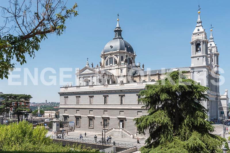 Foto 46750255-644a-45eb-93f1-47b32c287de4. Apartamento singular dúplex reformado de los austrias en Madrid