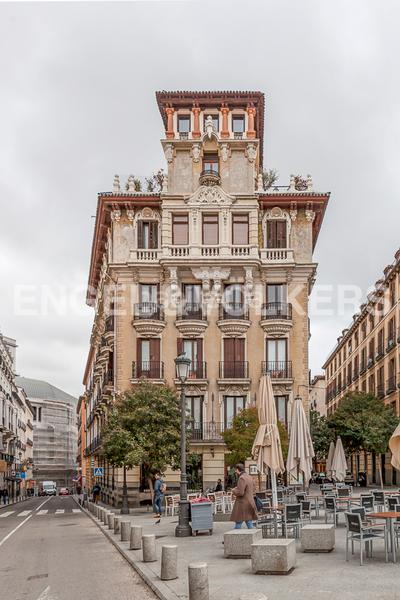 Foto 6e2fd389-2789-4398-9bcb-b7fb414f1c90. Apartamento singular dúplex reformado de los austrias en Madrid