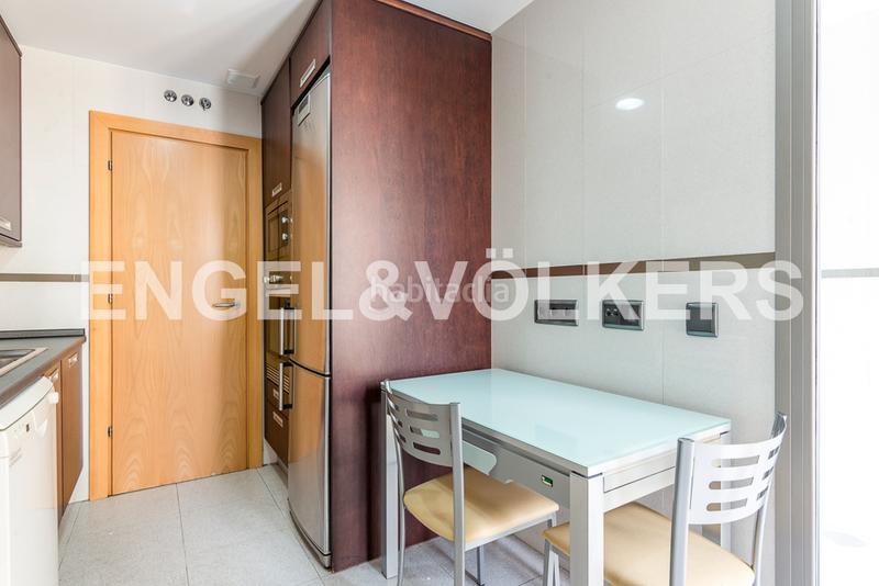 Foto 385d291a-4fe1-4953-8c00-ceb5f98500b2. Rent apartment with heating parking pool in Aravaca Madrid