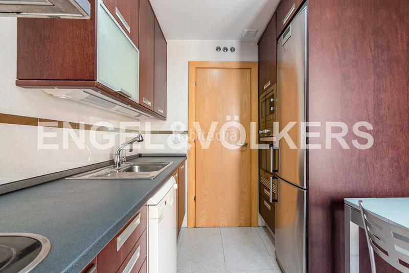 Foto 5bfe4041-9fd6-473f-8c55-d479bb613095. Rent apartment with heating parking pool in Aravaca Madrid