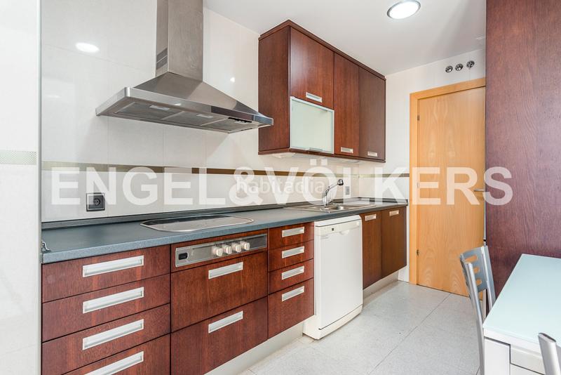 Foto 680ea8e7-6619-4dc9-80f1-ee1055a5265b. Rent apartment with heating parking pool in Aravaca Madrid