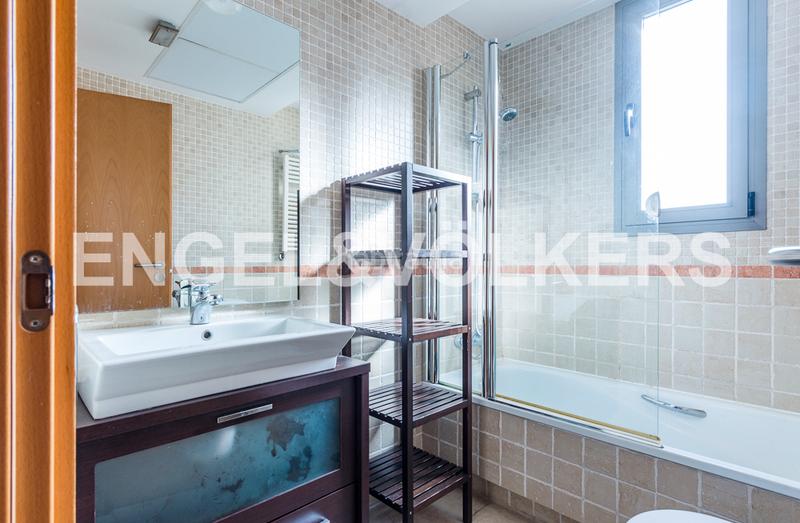 Foto 6dcd5edf-1c14-4dc3-9003-0ddd5ee7ede3. Rent apartment with heating parking pool in Aravaca Madrid