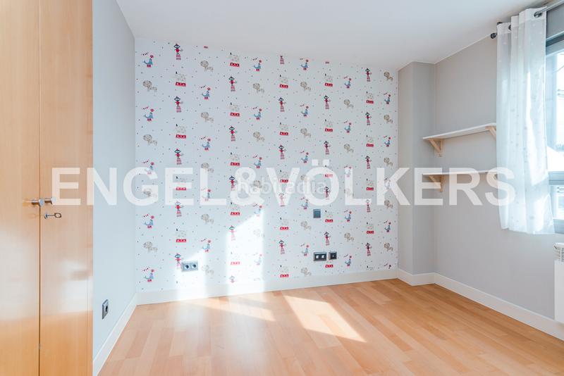 Foto 6fa15ac2-1ead-4823-84ee-012ec8da7a24. Rent apartment with heating parking pool in Aravaca Madrid