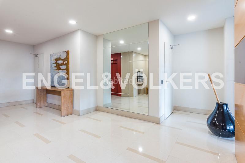 Foto 8c7d1193-5119-4930-9bb5-c2cb9ab5fdb8. Rent apartment with heating parking pool in Aravaca Madrid