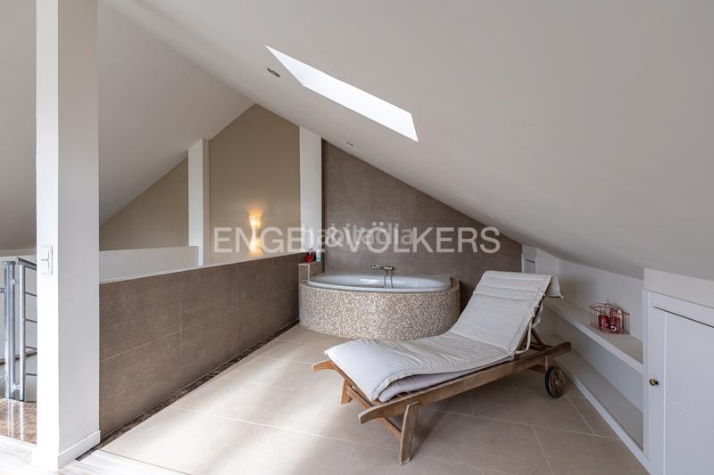 Foto 0428d895-2119-4d9f-8ad0-73395bff1dca. House with heating parking pool in Miramadrid Paracuellos de Jarama