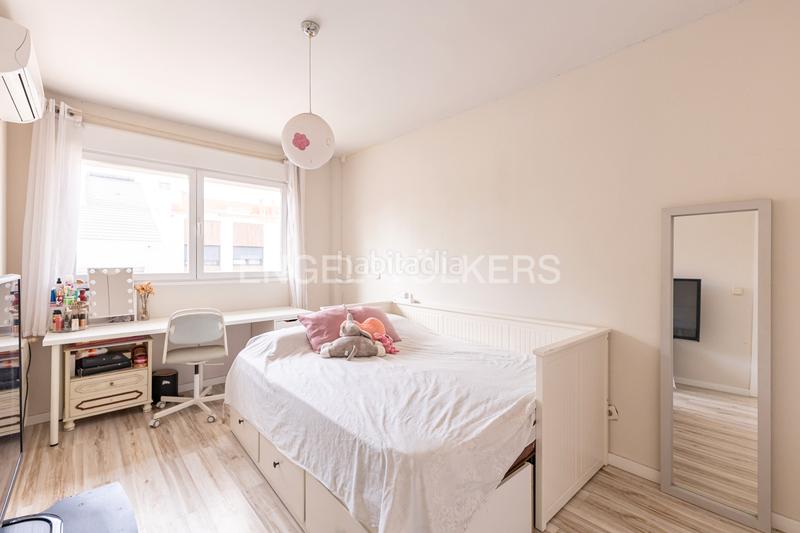 Foto 5a87f8a5-44ee-41da-bfaa-6ebcfd9ca516. House with heating parking pool in Miramadrid Paracuellos de Jarama