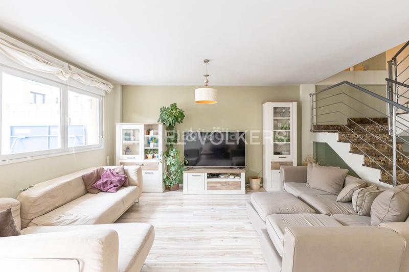 Foto a296c728-d525-4cf8-aea4-0b11553767ff. House with heating parking pool in Miramadrid Paracuellos de Jarama