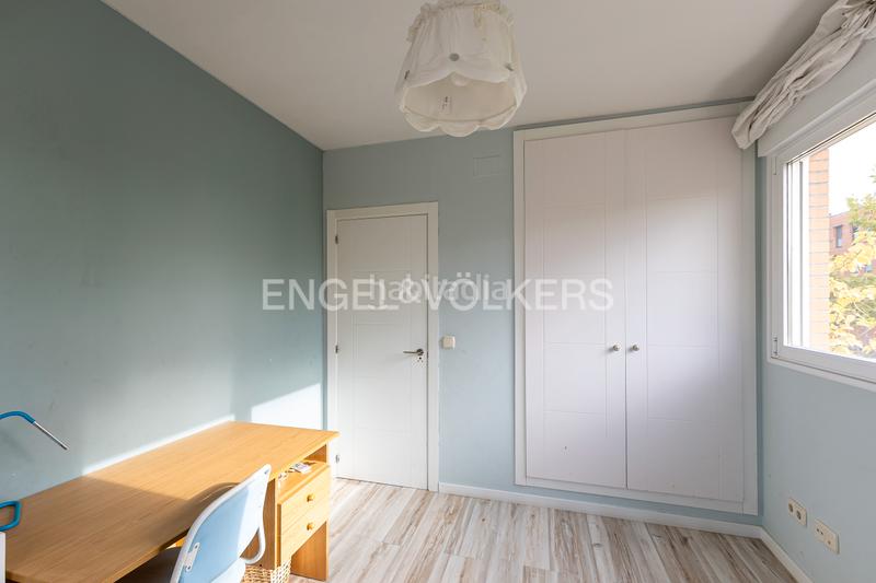 Foto d3c42e90-54a9-4db3-8ea6-5a926c50b101. House with heating parking pool in Miramadrid Paracuellos de Jarama