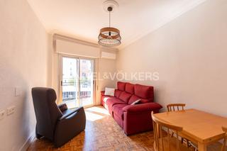 Appartement à Valdeacederas. Piso reformado en calle de torrijos, valdeacederas