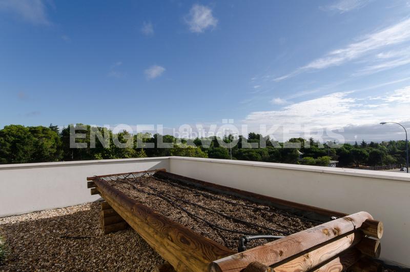 Foto b17e9e11-e3ec-4de3-8414-b1ab5f490ac3. Miete haus mit heizung parking pool in La Florida - El Plantío Madrid