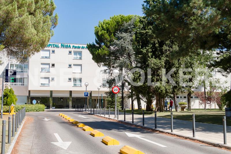 Foto e0d72be9-c596-4c33-8465-029a60350eb3. Miete haus mit heizung parking pool in La Florida - El Plantío Madrid