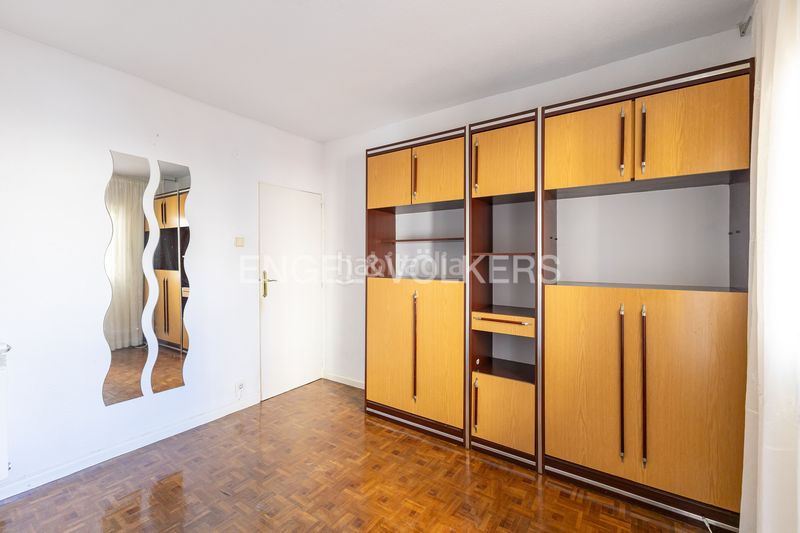 Foto 05c11123-41ee-4cf6-bd80-86913078c36e. Pis amb calefacció a Aluche Madrid