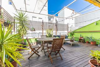 Lloguer Àtic a Justicia-Chueca. Ático dúplex balinés con gran terraza en chueca  justicia alquil