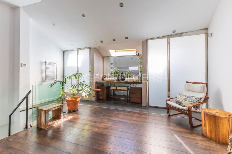 Foto 5d414a3b-ad59-431f-bf80-53e98f7cffe4. Miete dachwohnung mit heizung in Justicia-Chueca Madrid