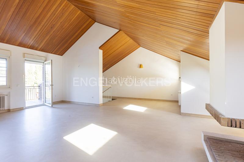 Foto 179c8805-4075-4eb2-87ef-aab4dd0eae43. Alquiler casa magnífico chalet reformado en urb. valdepastores en Boadilla del Monte