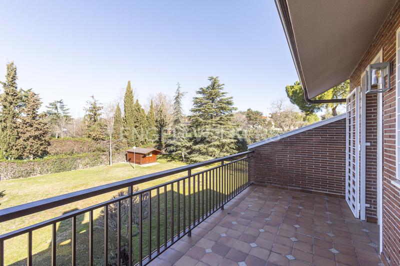 Foto 47a4f468-cef5-4e01-b463-b3f3c055c8c9. Alquiler casa magnífico chalet reformado en urb. valdepastores en Boadilla del Monte
