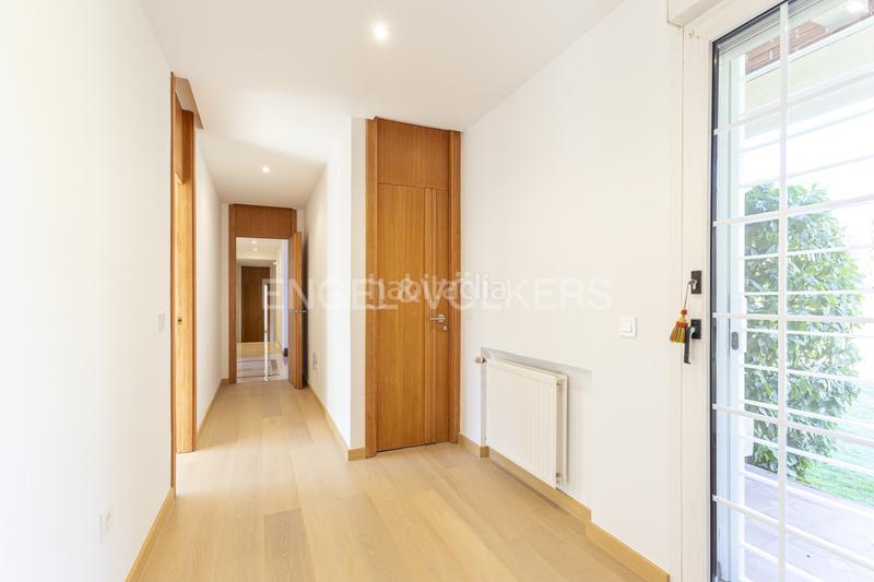 Foto 7a65d2d7-1d7c-409b-9a1a-55bd9c7cac75. Alquiler casa magnífico chalet reformado en urb. valdepastores en Boadilla del Monte