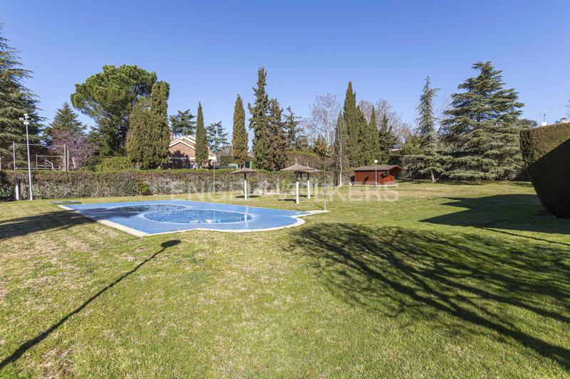 Foto 3a6cc902-4af4-4042-8d89-1b969ac6e162. Lloguer casa amb calefacció aparcament piscina a Boadilla del Monte