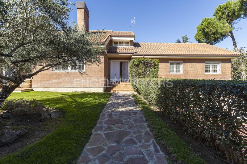 Foto bdc18392-7dd2-4f52-8c4d-d0e0c6a3dd10. Lloguer casa amb calefacció aparcament piscina a Boadilla del Monte