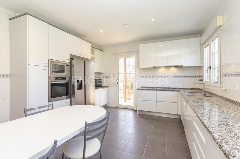 Foto ba2454c5-4f7f-4dd7-9395-f58505471b56. Rent house with heating parking pool in Valdepastores-Las Encinas Boadilla del Monte