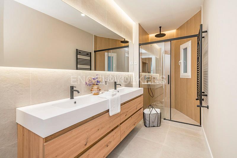 Foto aae4932a-786f-49ba-b83c-481e58b0975f. Appartement avec chauffage dans Castellana Madrid
