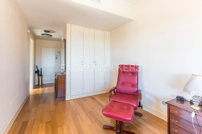 Foto 32b66188-50c7-44d3-b8b4-291e1f2c54ec. Appartement avec chauffage dans Guindalera Madrid