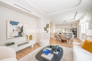 Appartement à Goya. Piso de tres dormitorios en suite reformado en goya
