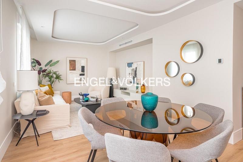 Foto e549ce14-dbb1-4830-a89d-6fa1749ee9f4. Piccolo appartamento con riscaldamento in Goya Madrid