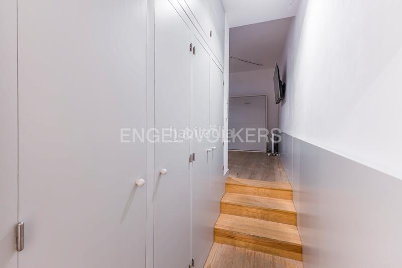 Foto 76af9d25-7e82-46d7-9c0e-0fdcfadbbc4f. Piccolo appartamento con riscaldamento in Cortes-Huertas Madrid