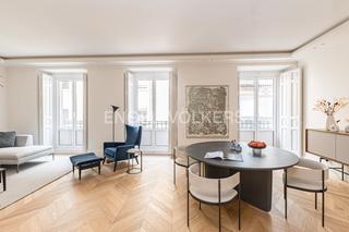 Apartament a Cortes-Huertas. Espectacular propiedad de diseño en finca clásica