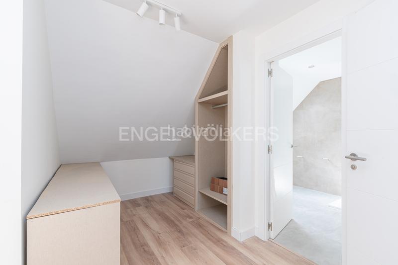 Foto 64cd8911-d0d9-42ce-979f-28e3bdbe9781. Location maison avec chauffage parking piscine dans Pozuelo de Alarcón