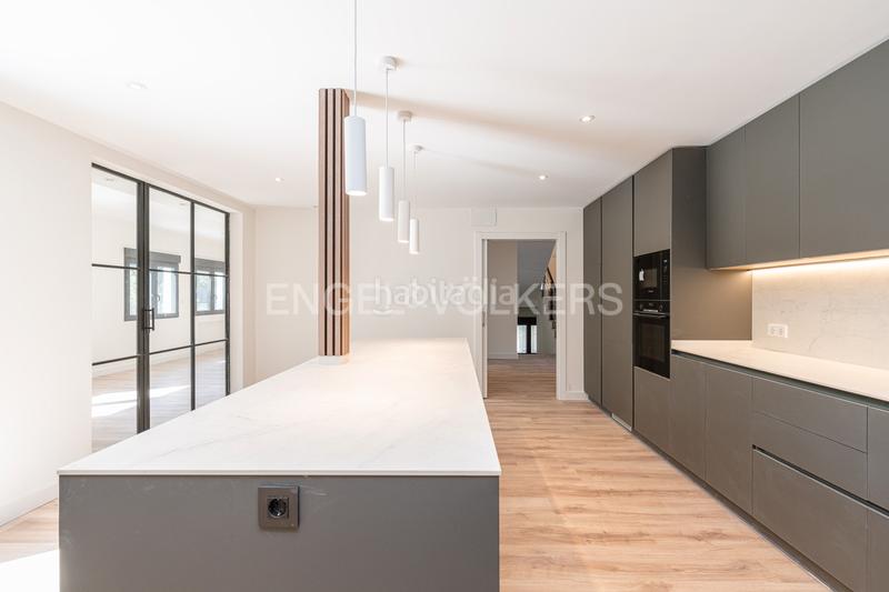 Foto ce5433f5-d176-426a-adf6-691dcb901c7b. Location maison avec chauffage parking piscine dans Pozuelo de Alarcón