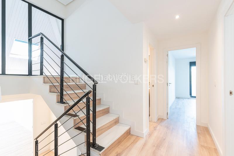 Foto db2dc983-b8c9-4f16-aa77-d32dff03f003. Location maison avec chauffage parking piscine dans Pozuelo de Alarcón