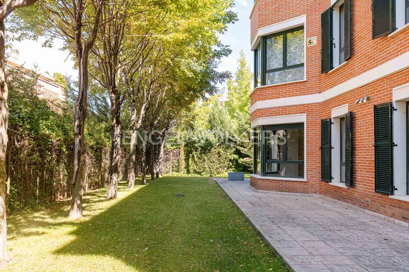 Foto 2ea99620-723a-4767-b8ee-34eea6ce1cc4. Appartement avec chauffage parking piscine dans Valdemarín Madrid