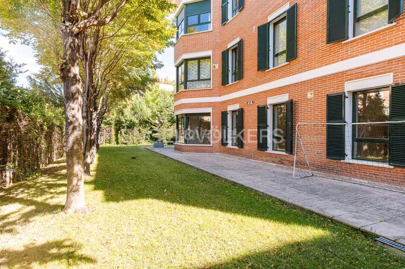 Foto 7eb1b26f-de97-4c27-ae2d-046f7286a856. Appartement avec chauffage parking piscine dans Valdemarín Madrid