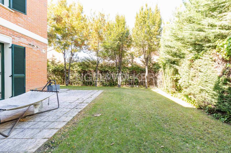 Foto 8178ab9f-93f0-4543-a38b-4154171aaec6. Appartement avec chauffage parking piscine dans Valdemarín Madrid